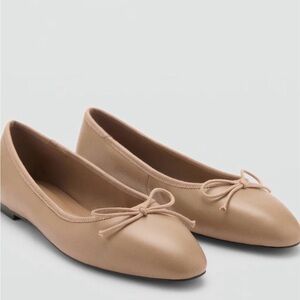 Women’s Nude Ballet Flats with Bow